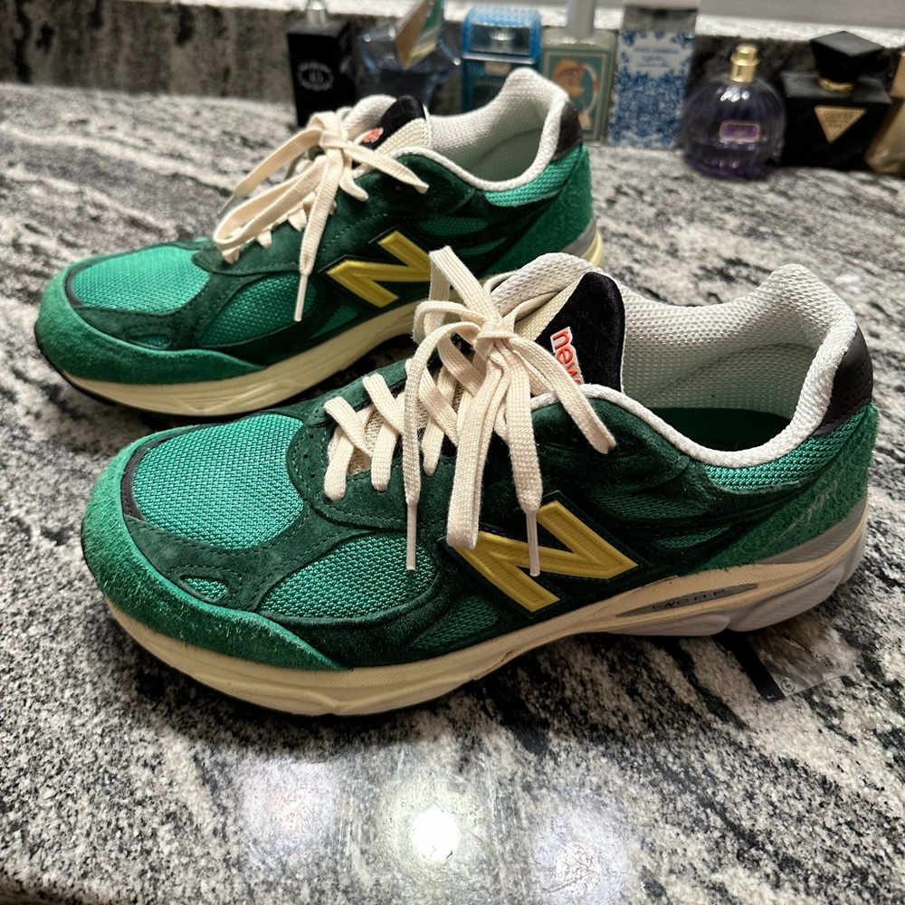 Made in the USA New balance 990